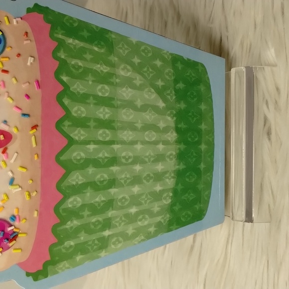 Home Designs LV Confetti Dessert Cupcake Wooden Home Decore - Picture 3 of 4